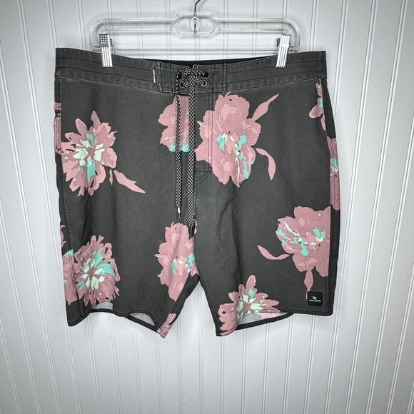 RIP CURL Sz 36 Mens Mirage Connor Flyer 19" Board Shorts Swim Trunks Floral - Picture 1 of 11